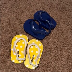 Old Navy Kids Flip Flops - Navy Blue and Yellow Polka Dot